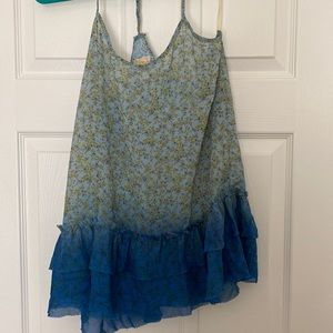 Daytrip L spaghetti strap floral ombré blouse